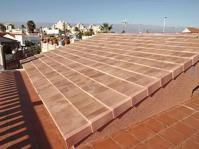 Коньковая черепица угловая 100гр., Ibiza Pink, Tejas Borja