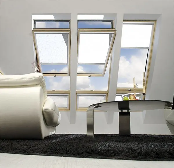 Деревянное мансардное окно с приподнятой осью поворота створки proSky, FYP-V U3 proSky, 94x160, Среднеповоротное открывание, Fakro, изобр. 2